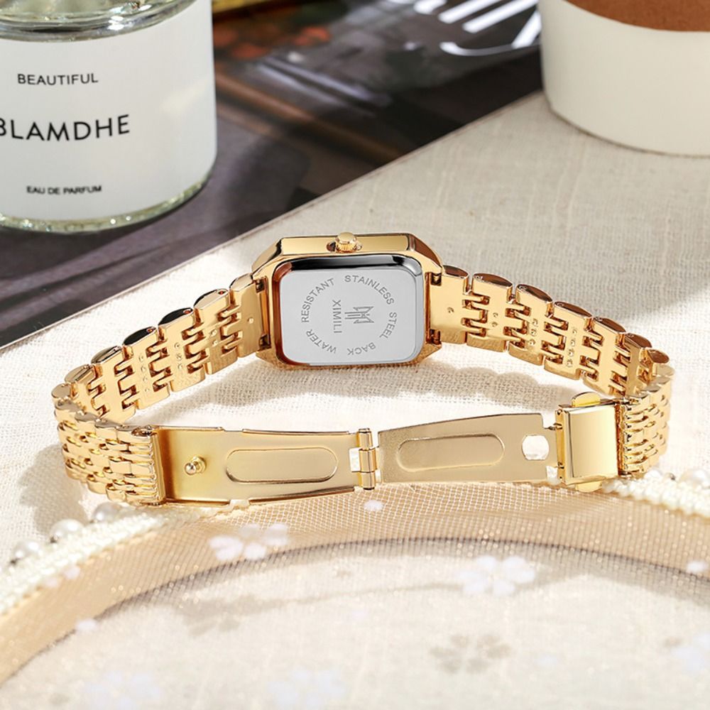 Fashion Stainless Steel Quartz - Canvas Strap Watch 评论和价格