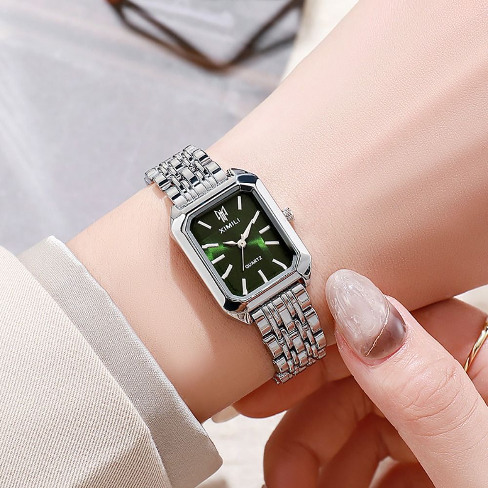 Fashion Stainless Steel Quartz - Canvas Strap Watch 评论和价格